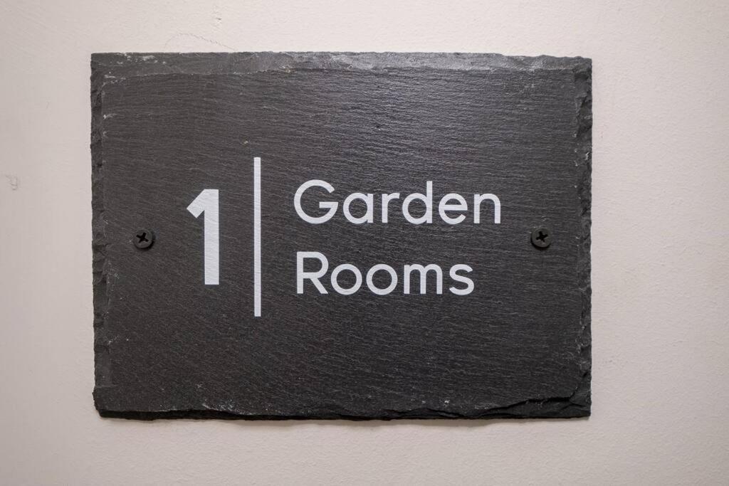 Modern 1-Bed Central Apartment With Outside Space Hove Esterno foto