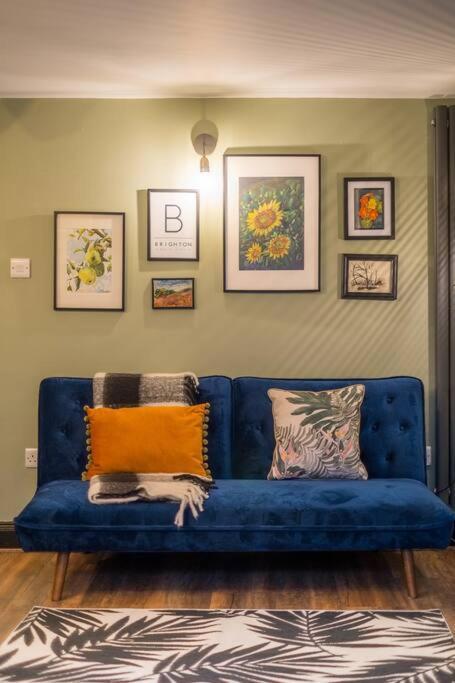 Modern 1-Bed Central Apartment With Outside Space Hove Esterno foto